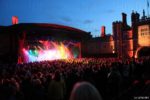 Hampton Court / Simple Minds